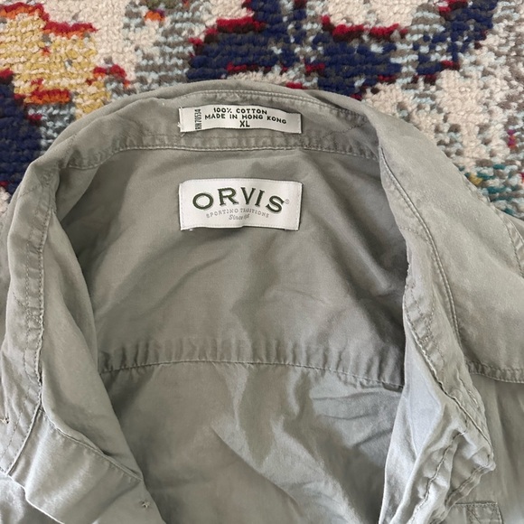 Orvis Green Fishing Shirt - Picture 2 of 3